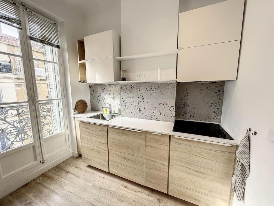 Place - Appartement Lumineux Au Coeur De La Joliette Marseille Ngoại thất bức ảnh
